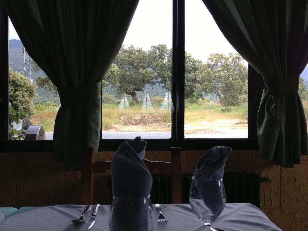 Hotel Restaurante Jarilla 외부 사진