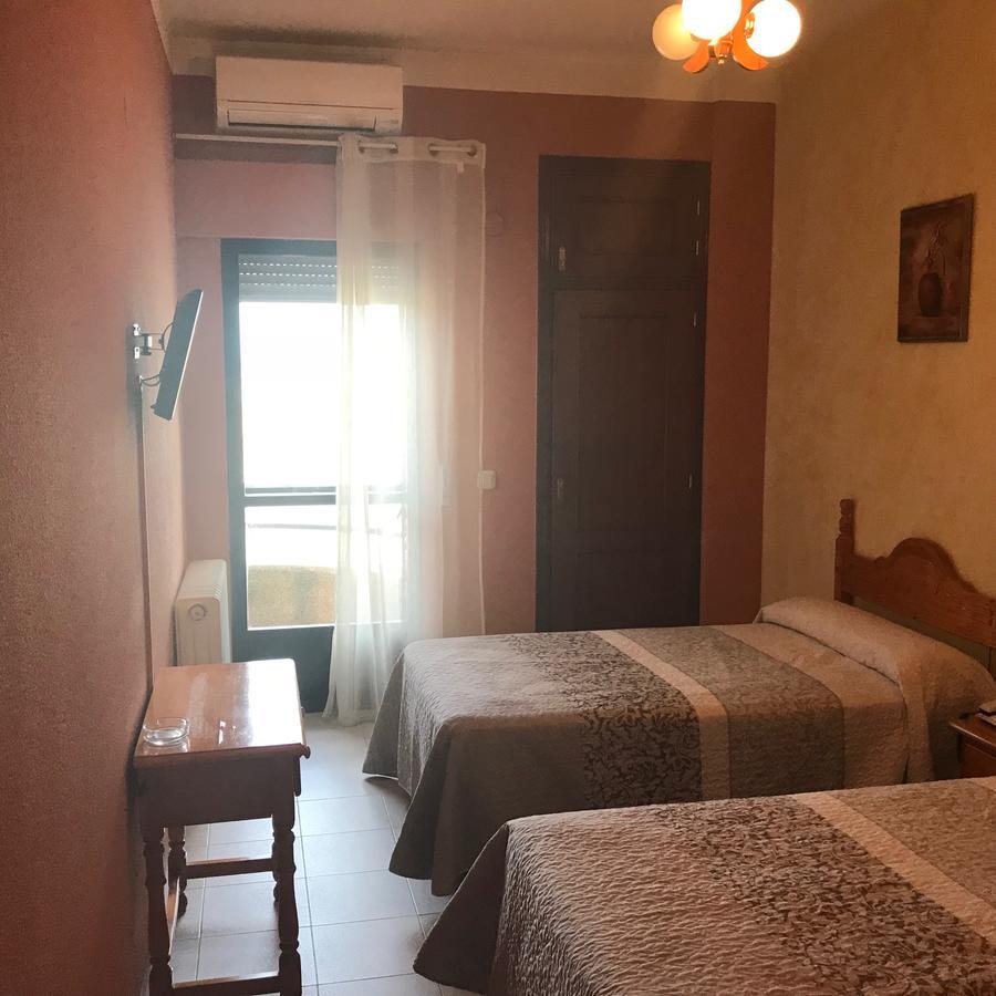 Hotel Restaurante Jarilla 외부 사진